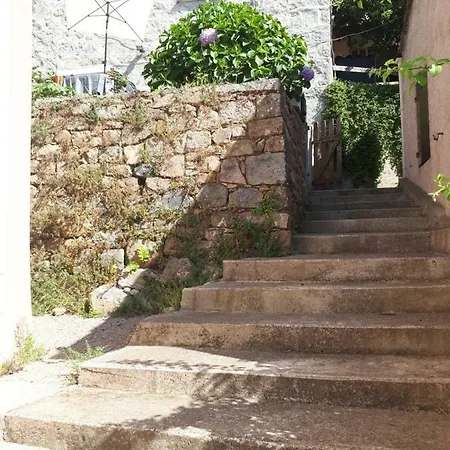 Corse Village Calcatoggio Location Pour 2 Pers Avec Terrasse 5 Kms Des Plages Extérieur photo